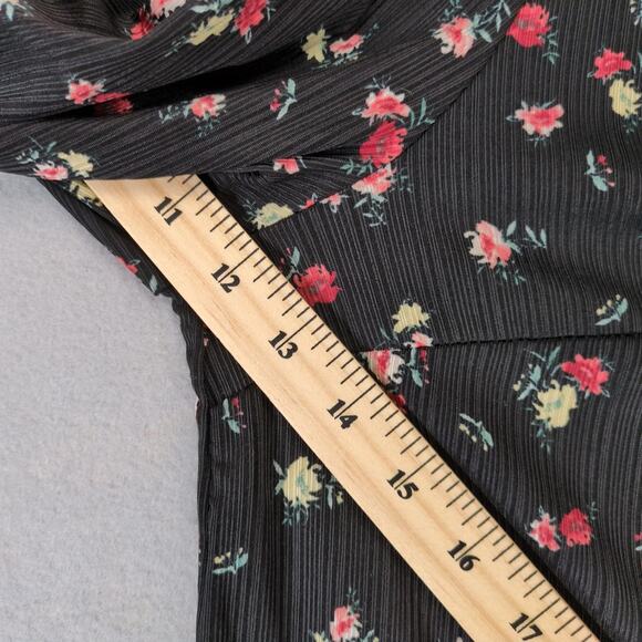 NWT Lane Bryant Black Floral Button Up Shirt Women's Plus Sz 26/28 Slinky Flowy - Picture 5 of 10